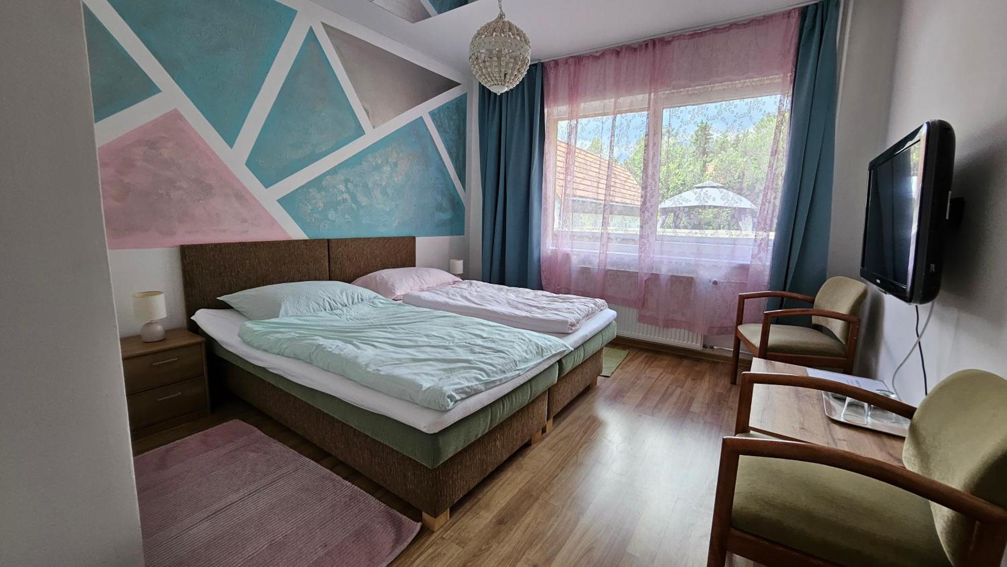 Penzion Toliar Hotel Stara Lesna Luaran gambar